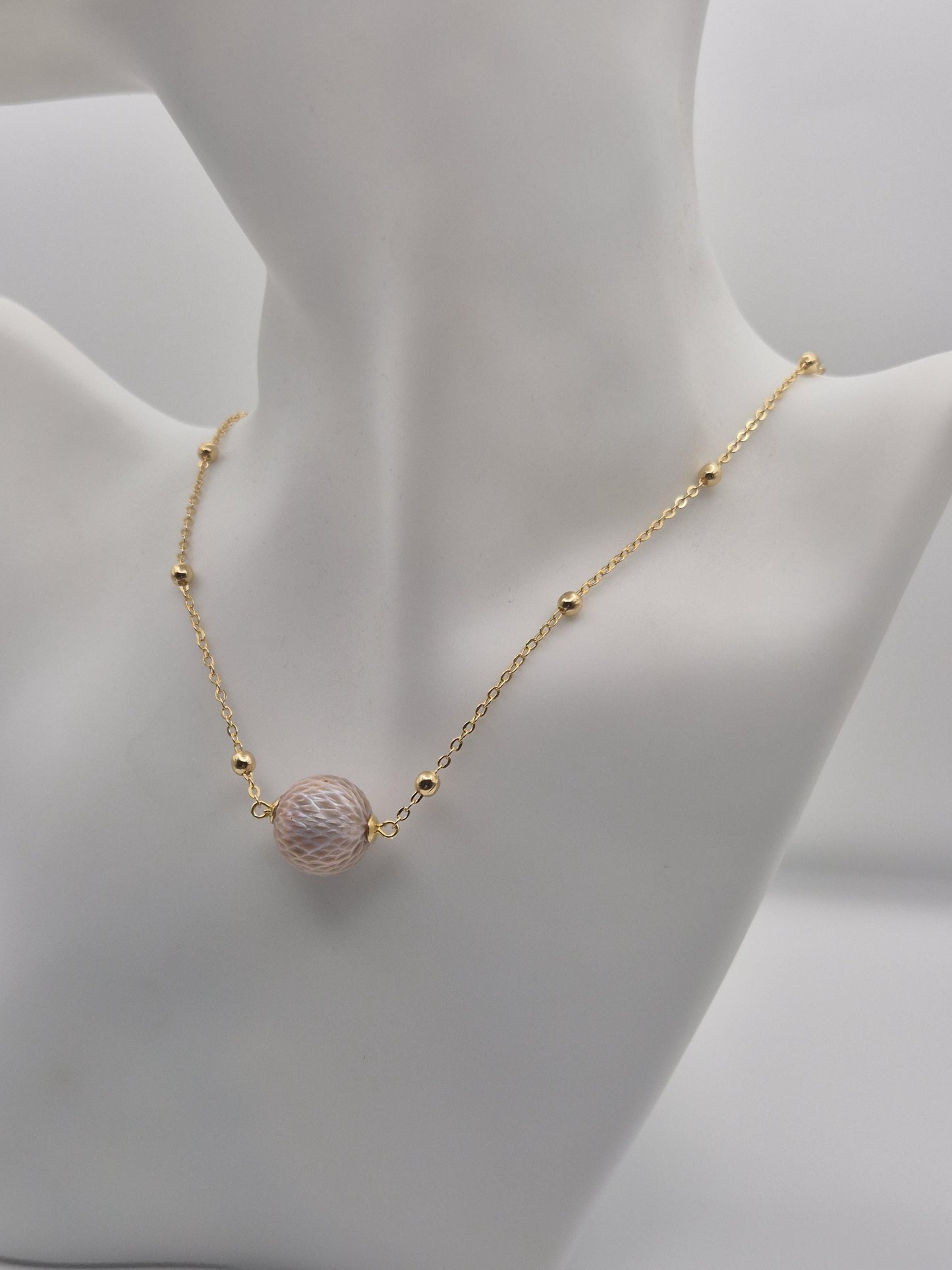 Golden Orb Carved Edison Pearl Necklace — Dragon Scale Design
