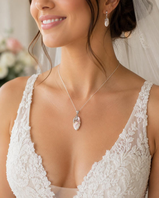 King Pearl Flower Pendant