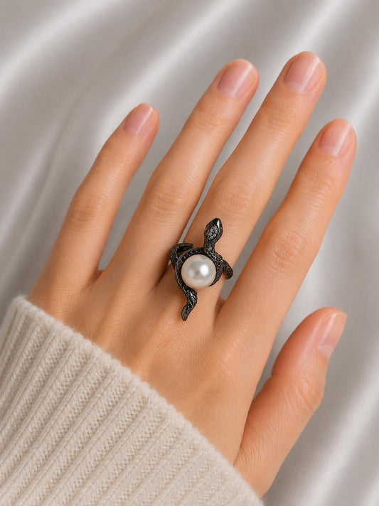 Large Edison Pearl Snake Design Ring - Sterling Silver
