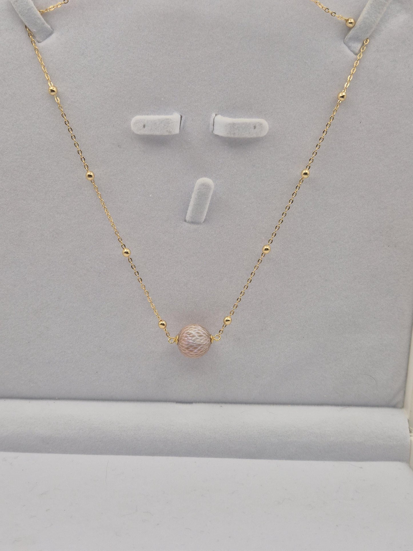 Golden Orb Carved Edison Pearl Necklace — Dragon Scale Design