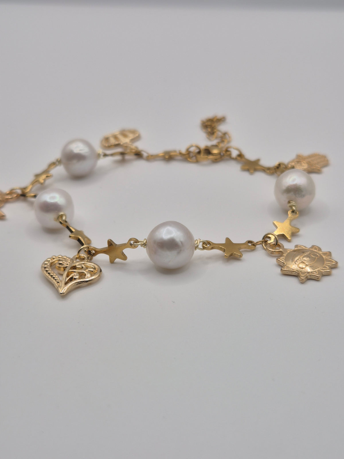 Golden Charm Pearl & Star Bracelet