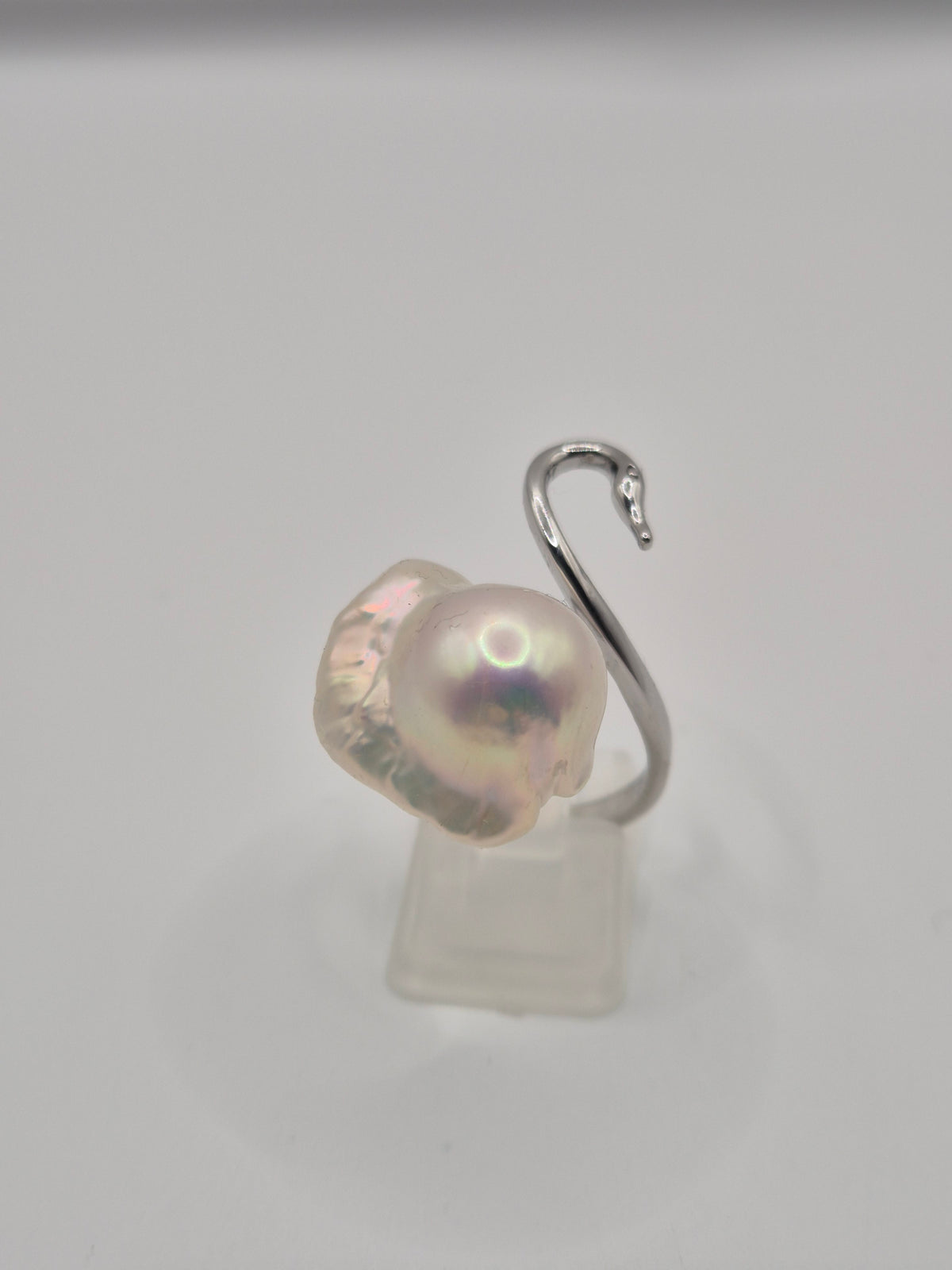 Elegant Swan Baroque Pearl Ring