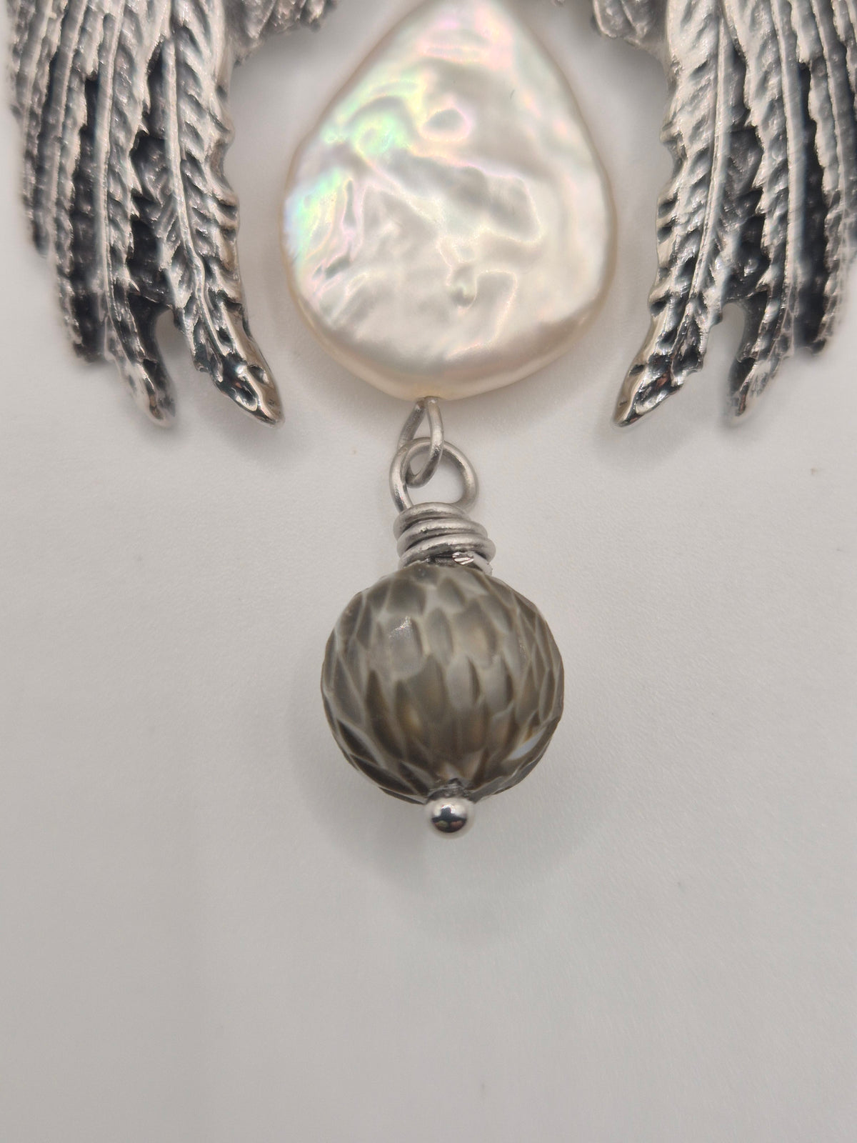 Black Tahitian Winged Pearl Pendant Necklace