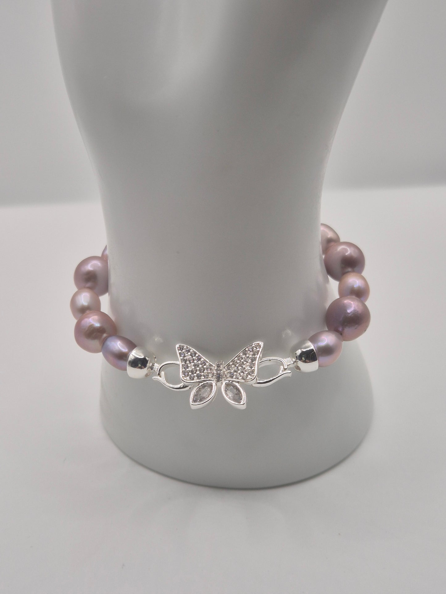 Lilac Flutter Pearl Bracelet