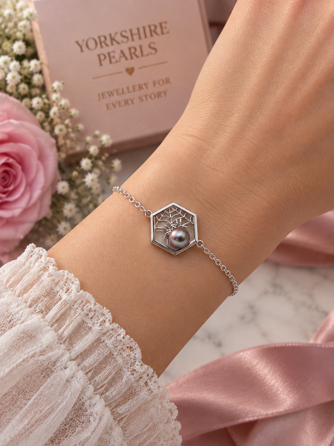 The Purple Widow Pearl Bracelet