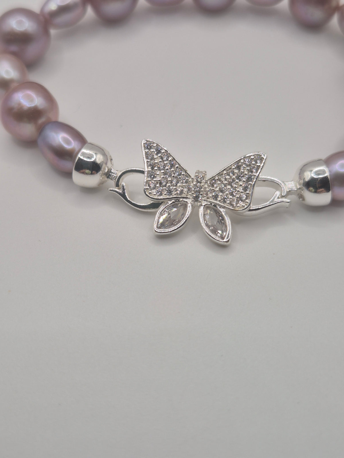 Lilac Flutter Pearl Bracelet