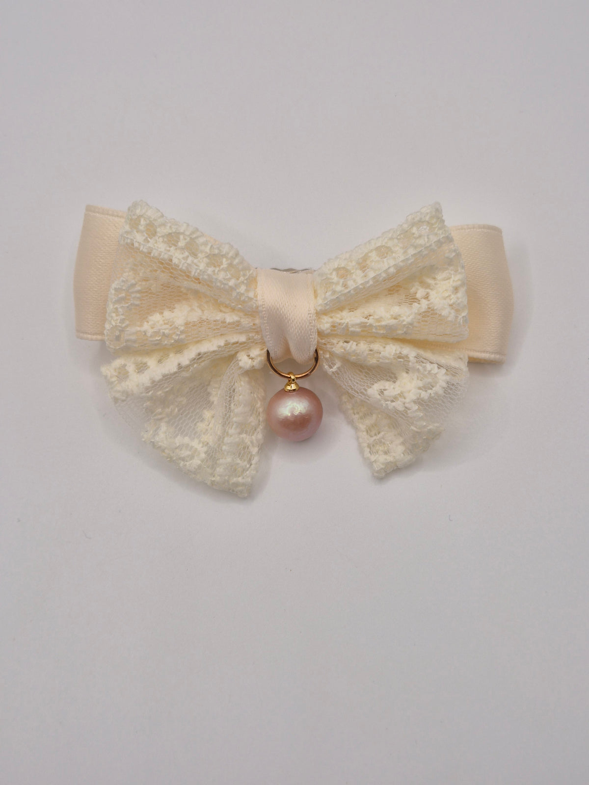 Edison Pearl & Lace Bow