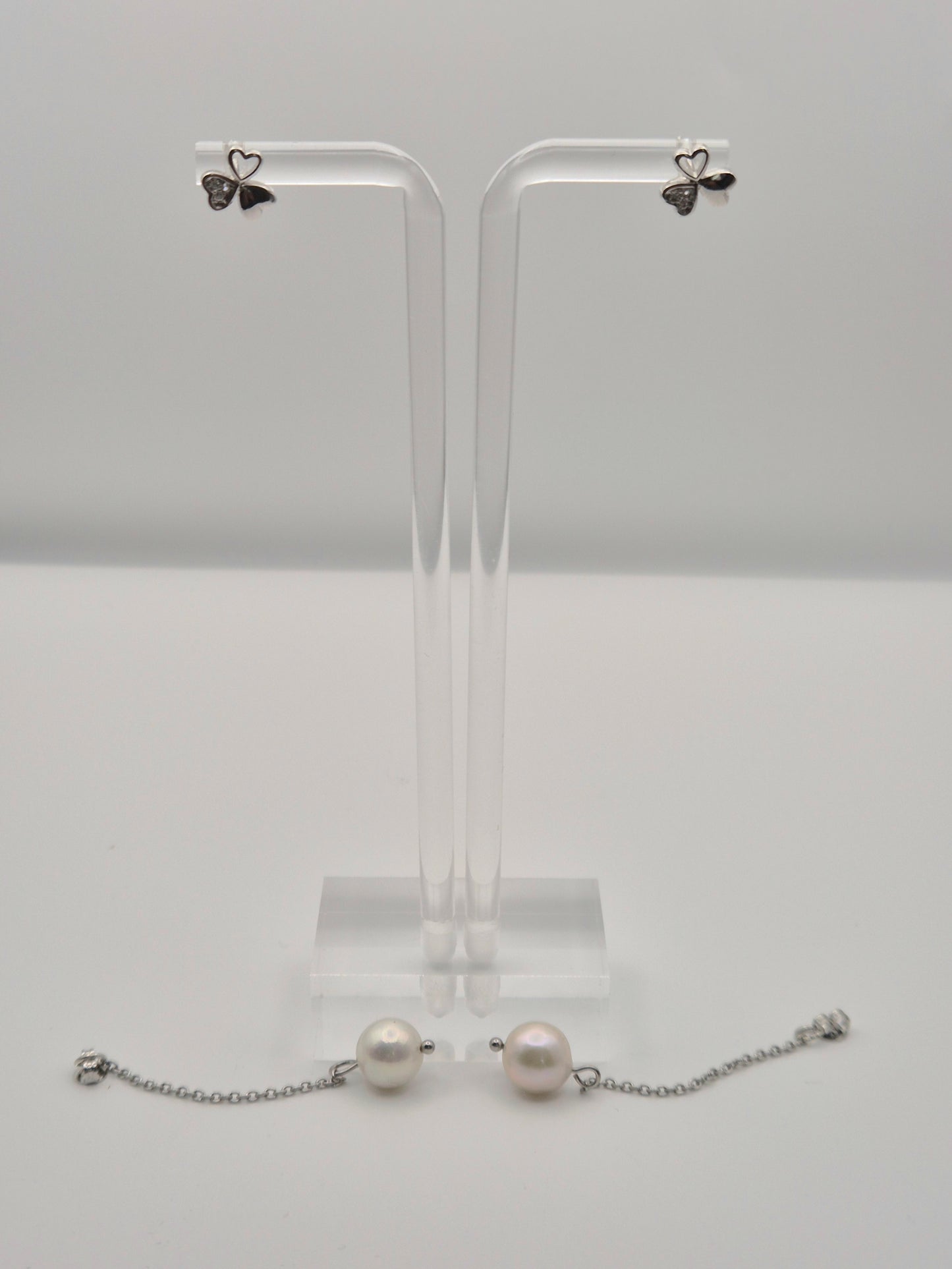 Silver Clover Pearl Drop Studs