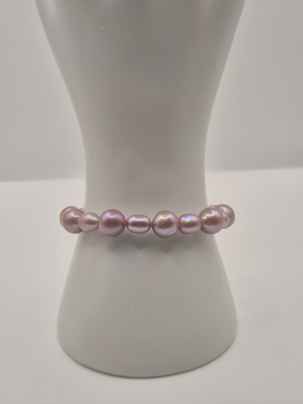 Lilac Flutter Pearl Bracelet