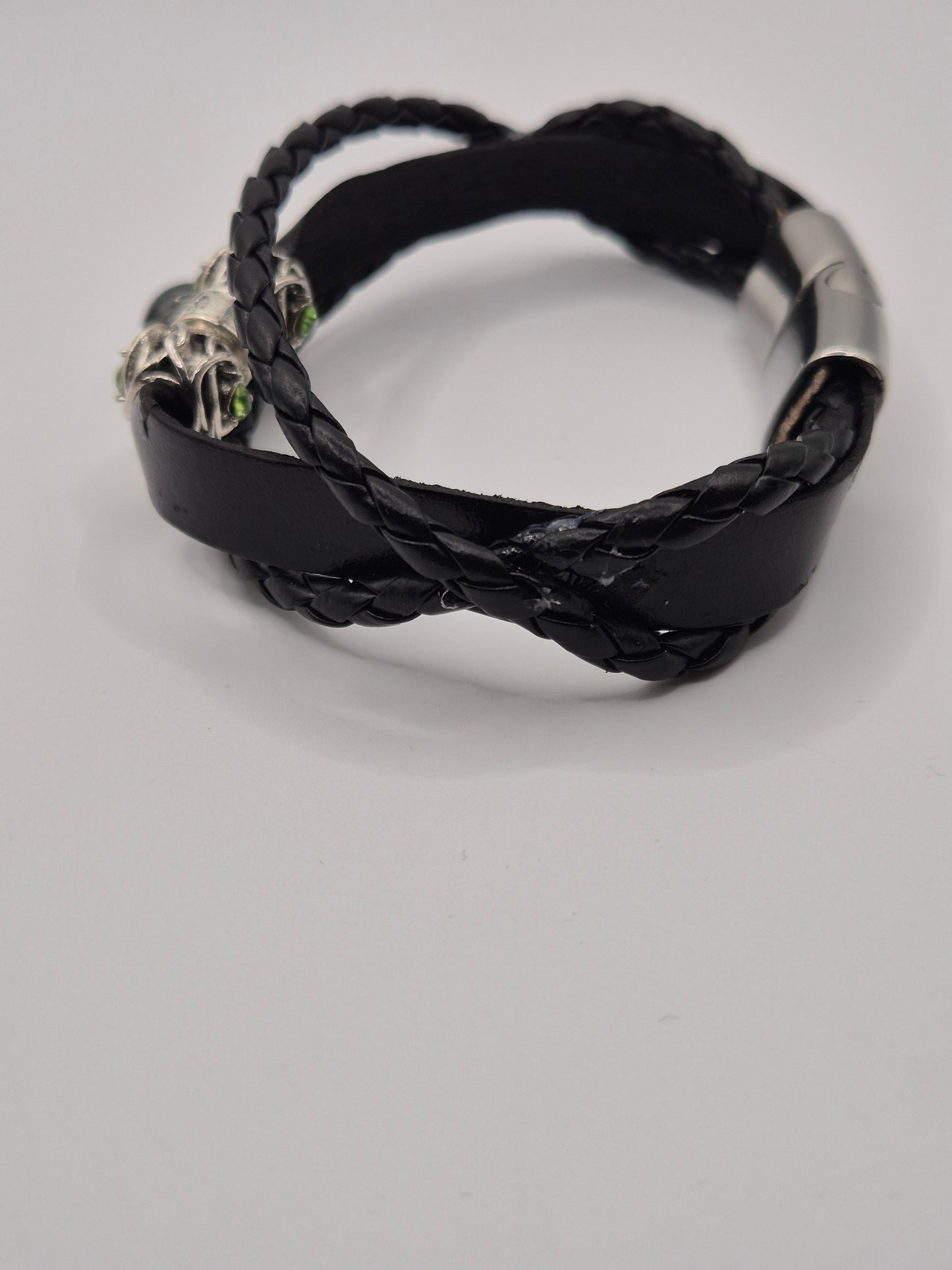 Triple Strand Leather Bracelet with Black Tahitian
