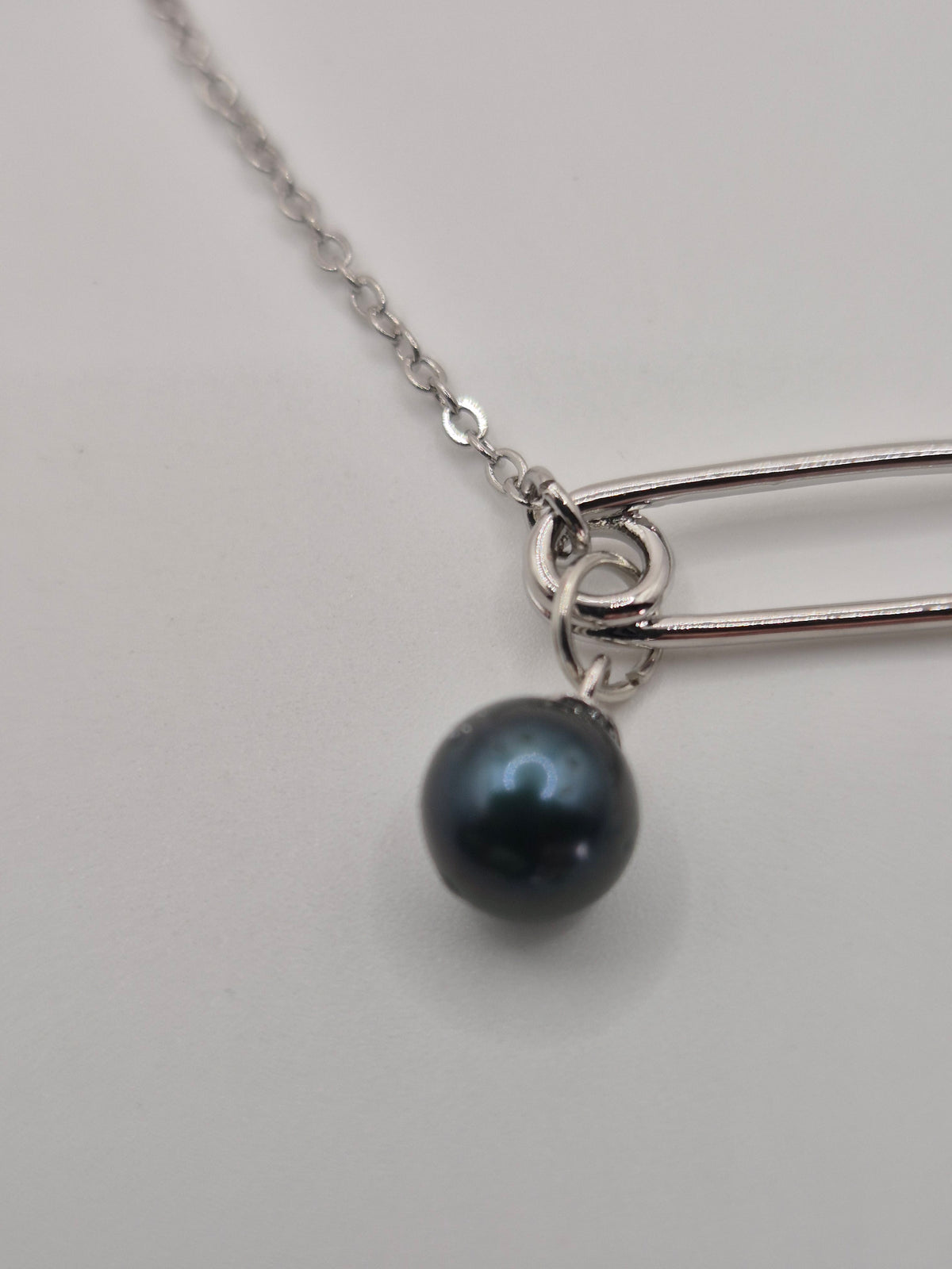 Lucky Safety Pin Pearl Necklace