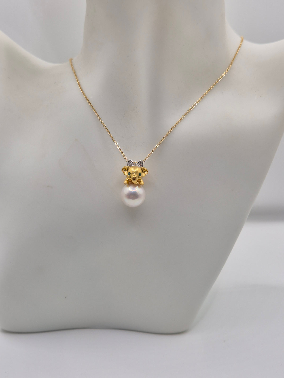 Sweet Elephant Pearl Pendant