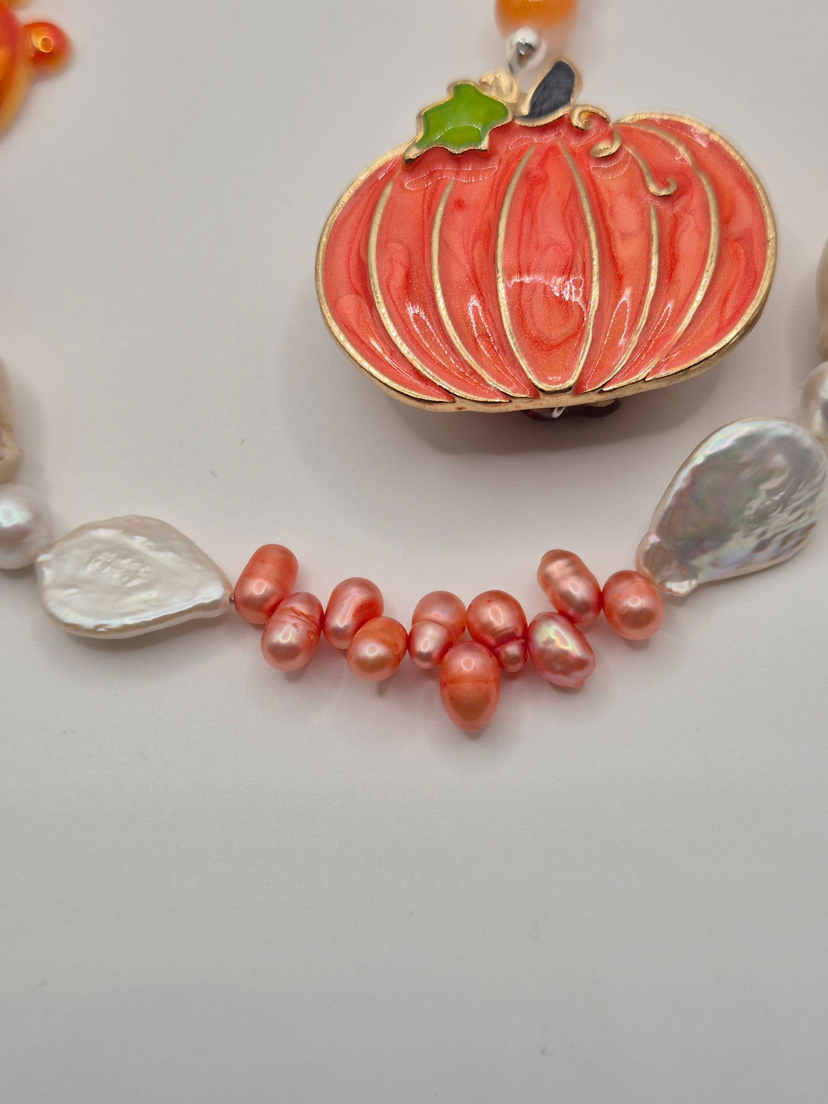 Shivering Pumpkin Pearl Bag Charm