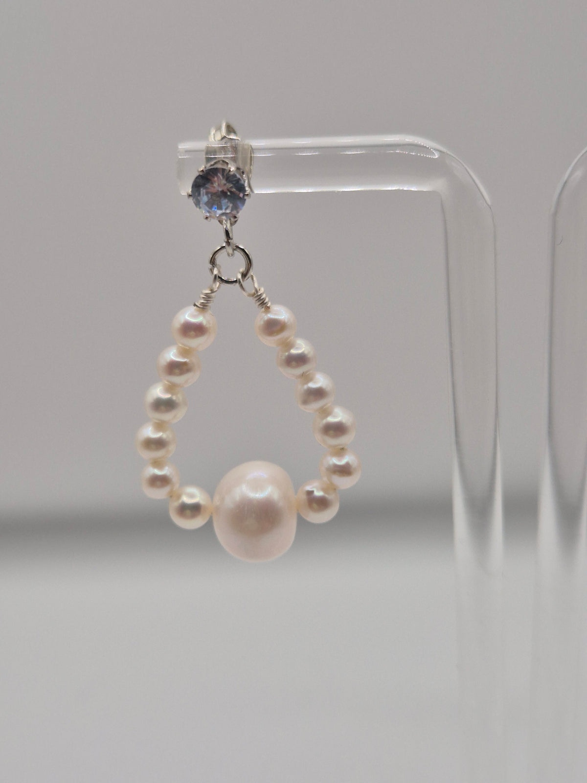 Ivory Teardrop Sparkle Stud Earrings