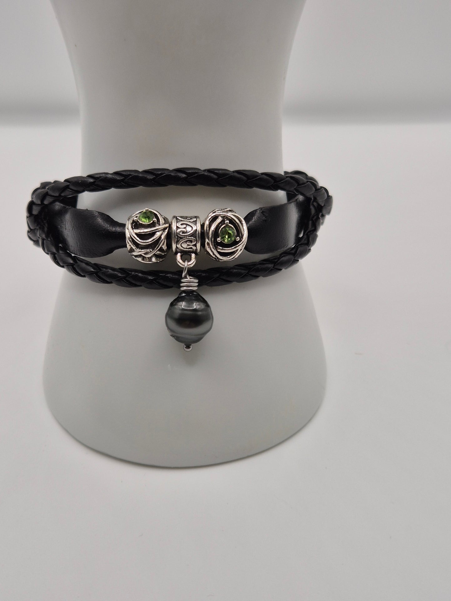 Triple Strand Leather Bracelet with Black Tahitian