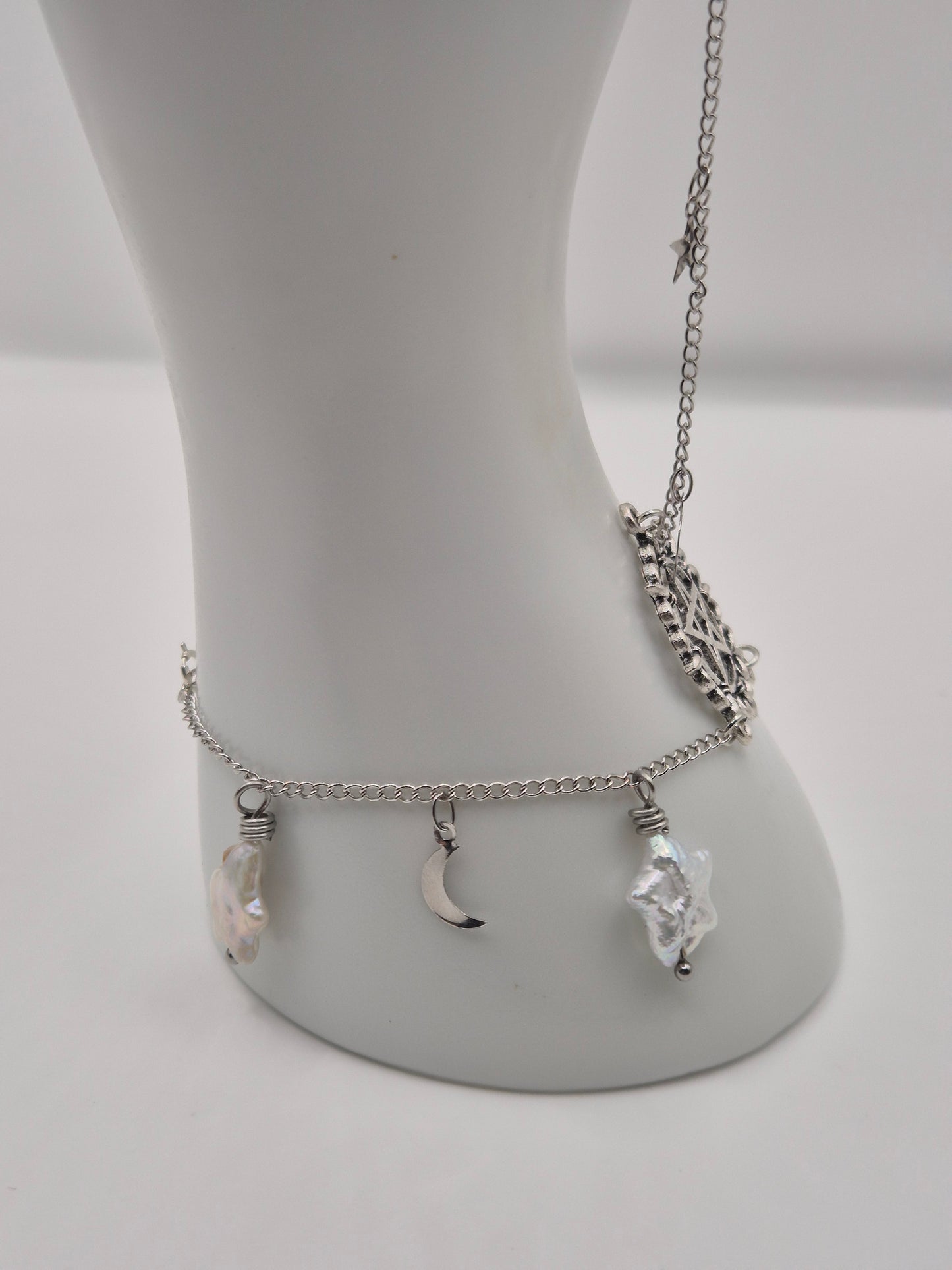 Starry Wiccan Pearl Handchain