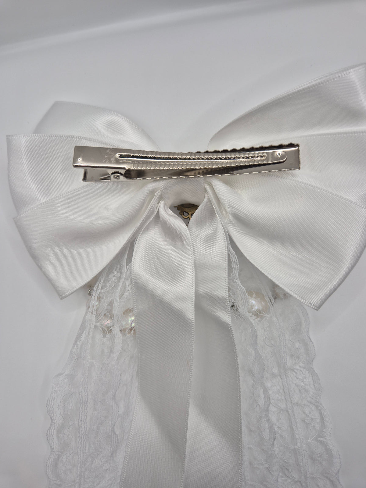 Pearl & Lace Vintage Bow Hair Clip