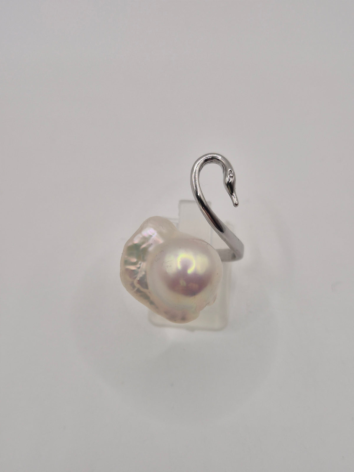 Elegant Swan Baroque Pearl Ring