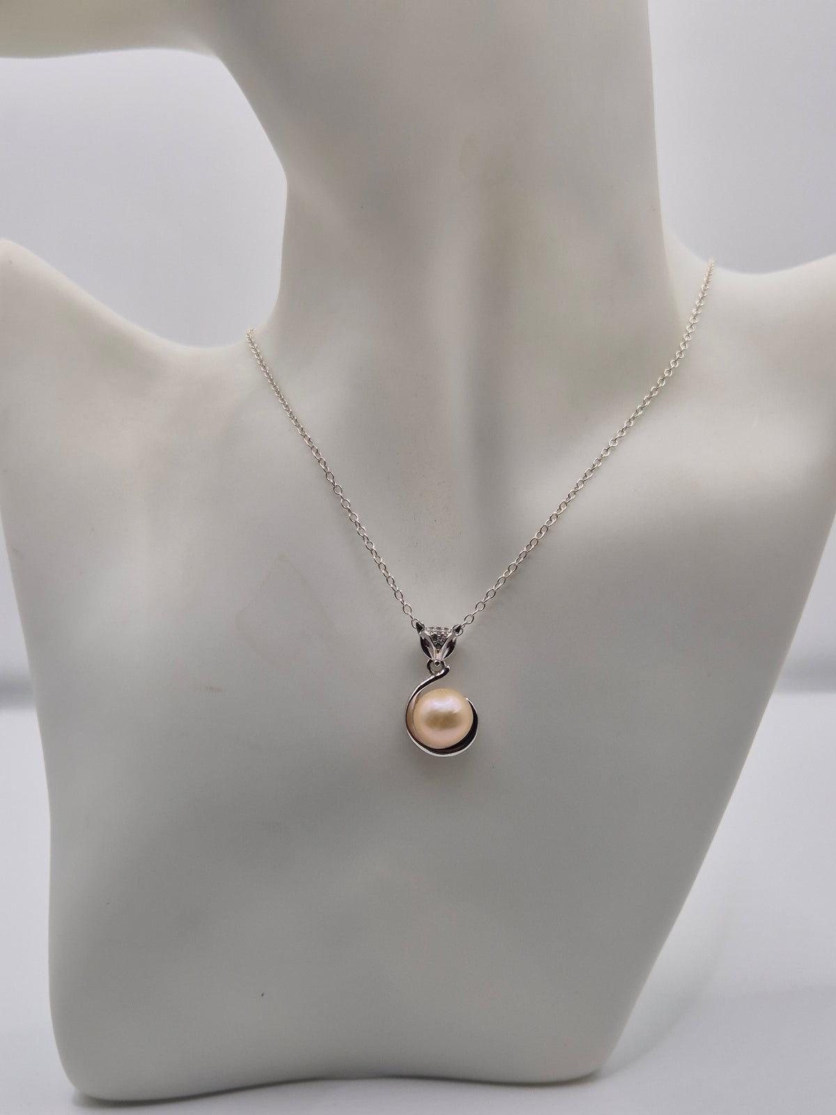 Enchanted Fox Pearl Pendant