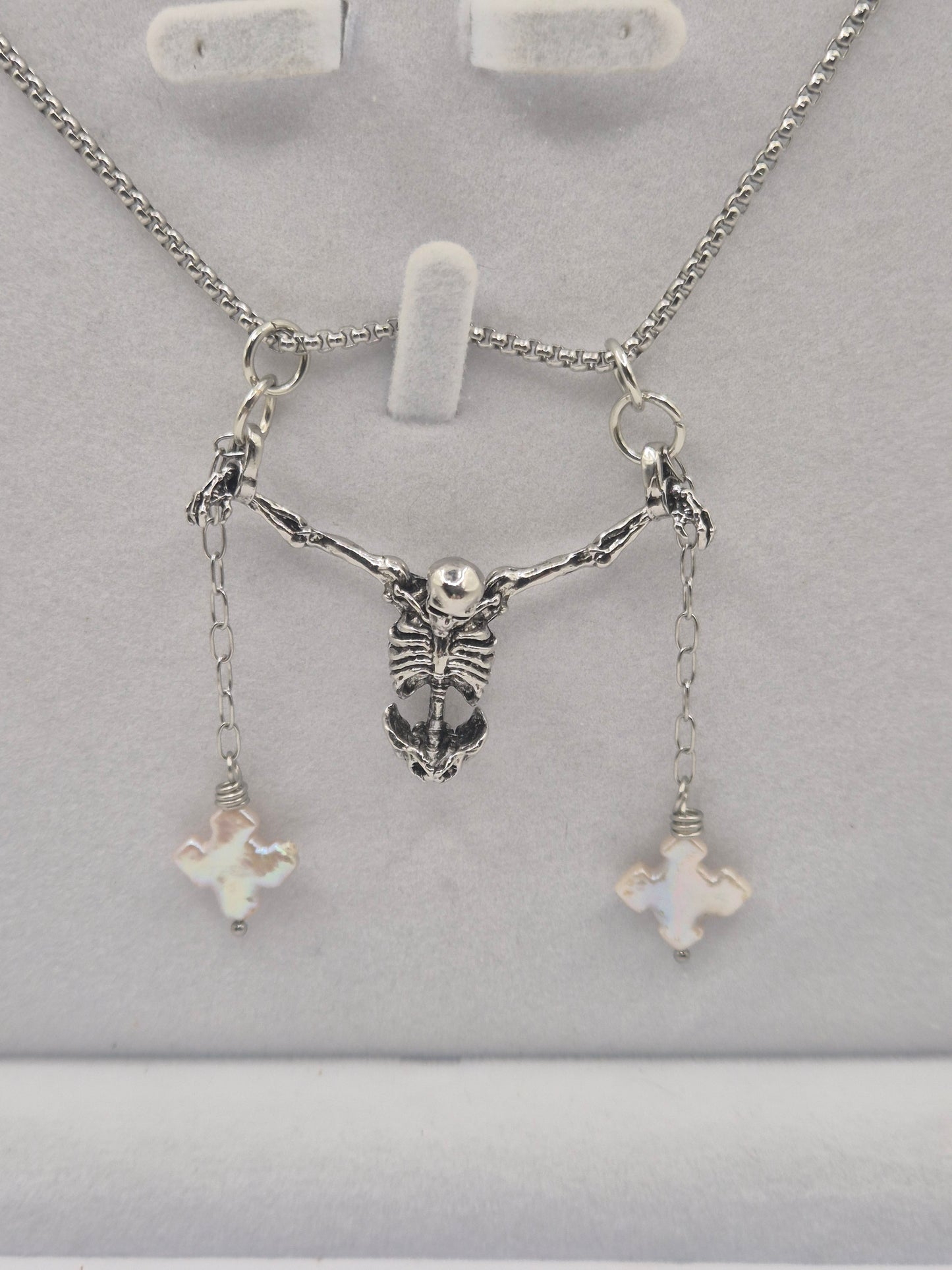 Hanging Skeleton Gothic Pearl Pendant Necklace