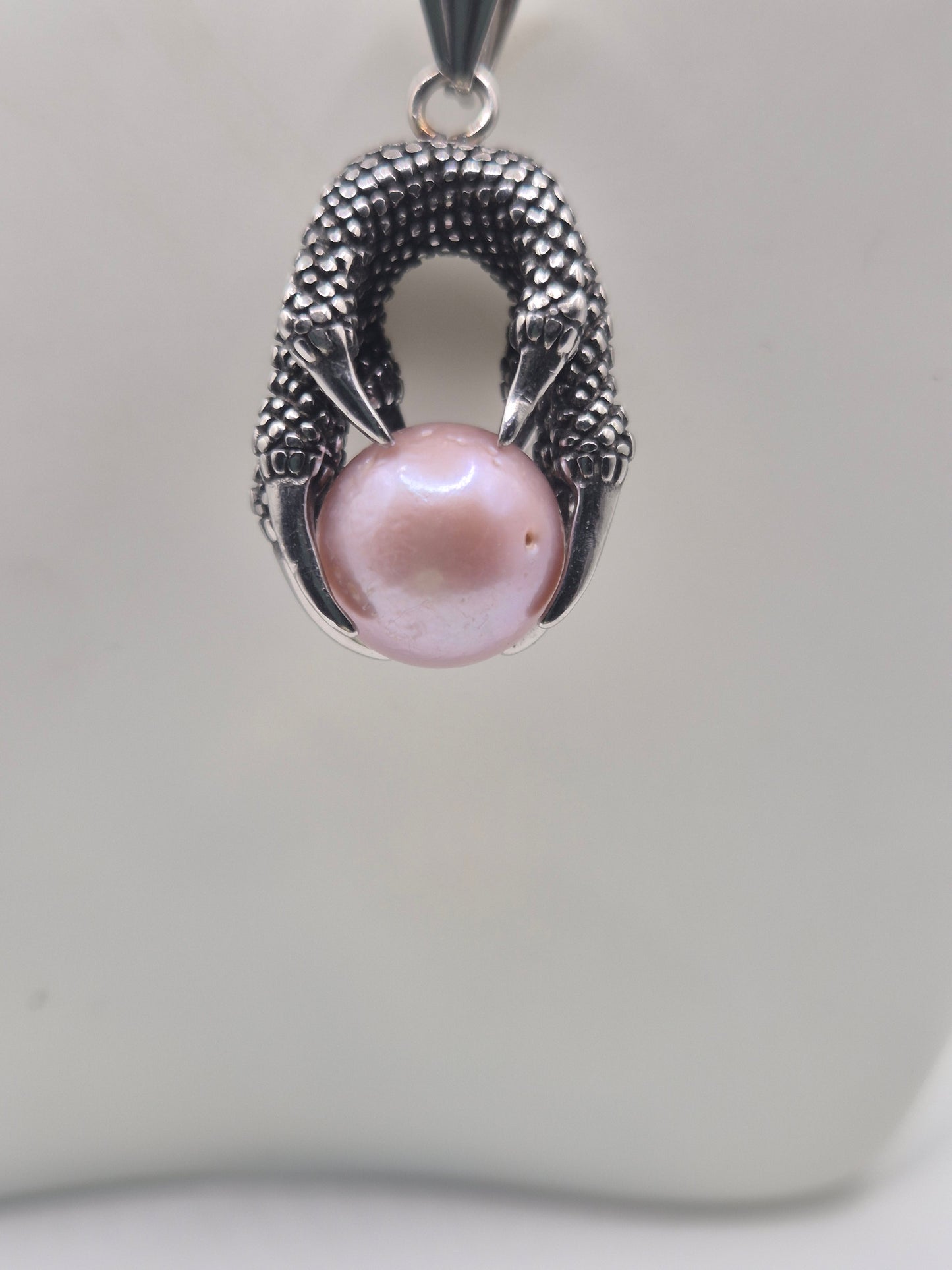 Medieval Dragon Claw XL Edison Pendant
