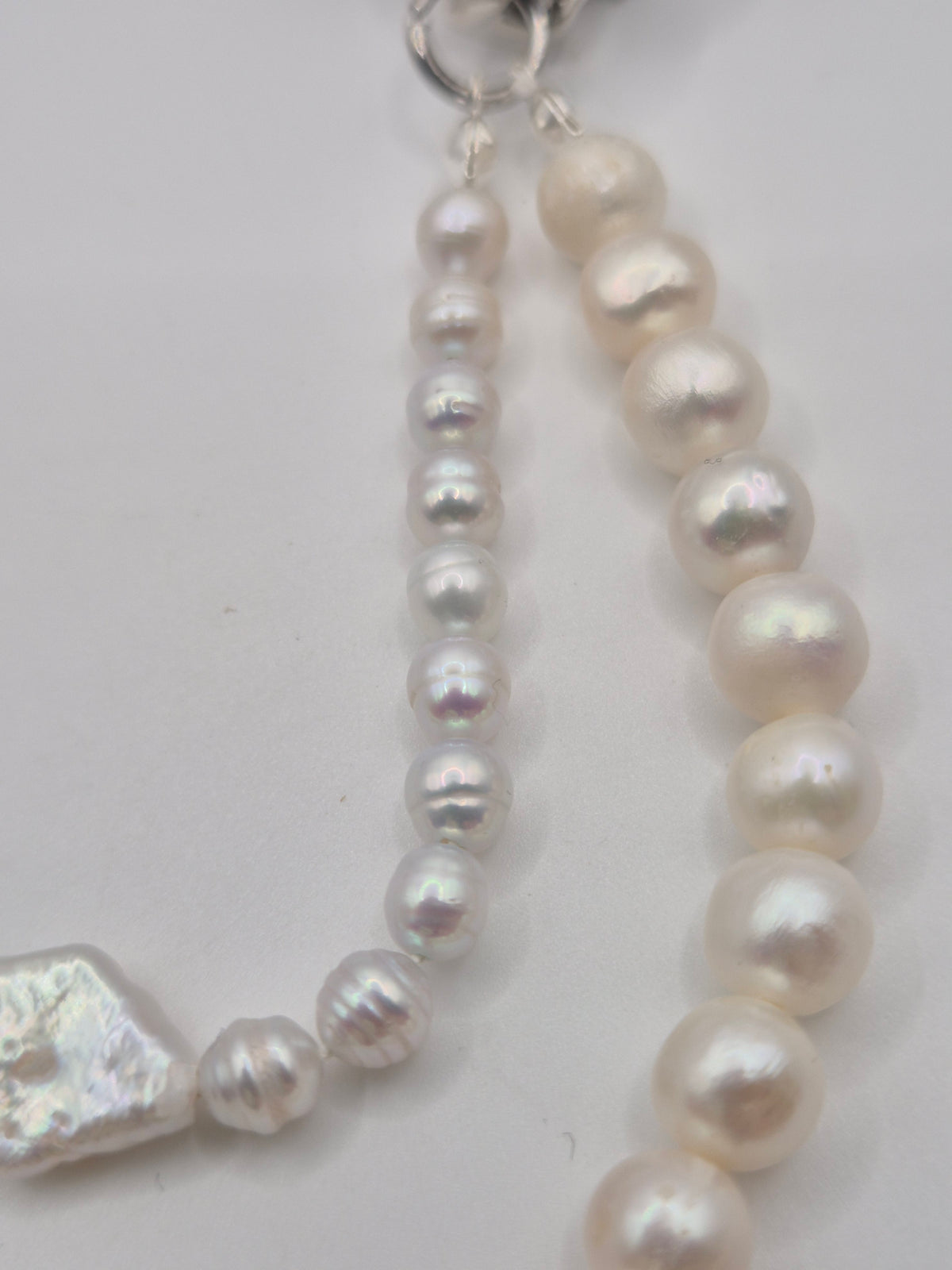 Wonderful Wolf Double Pearl Strand Lapel Pin