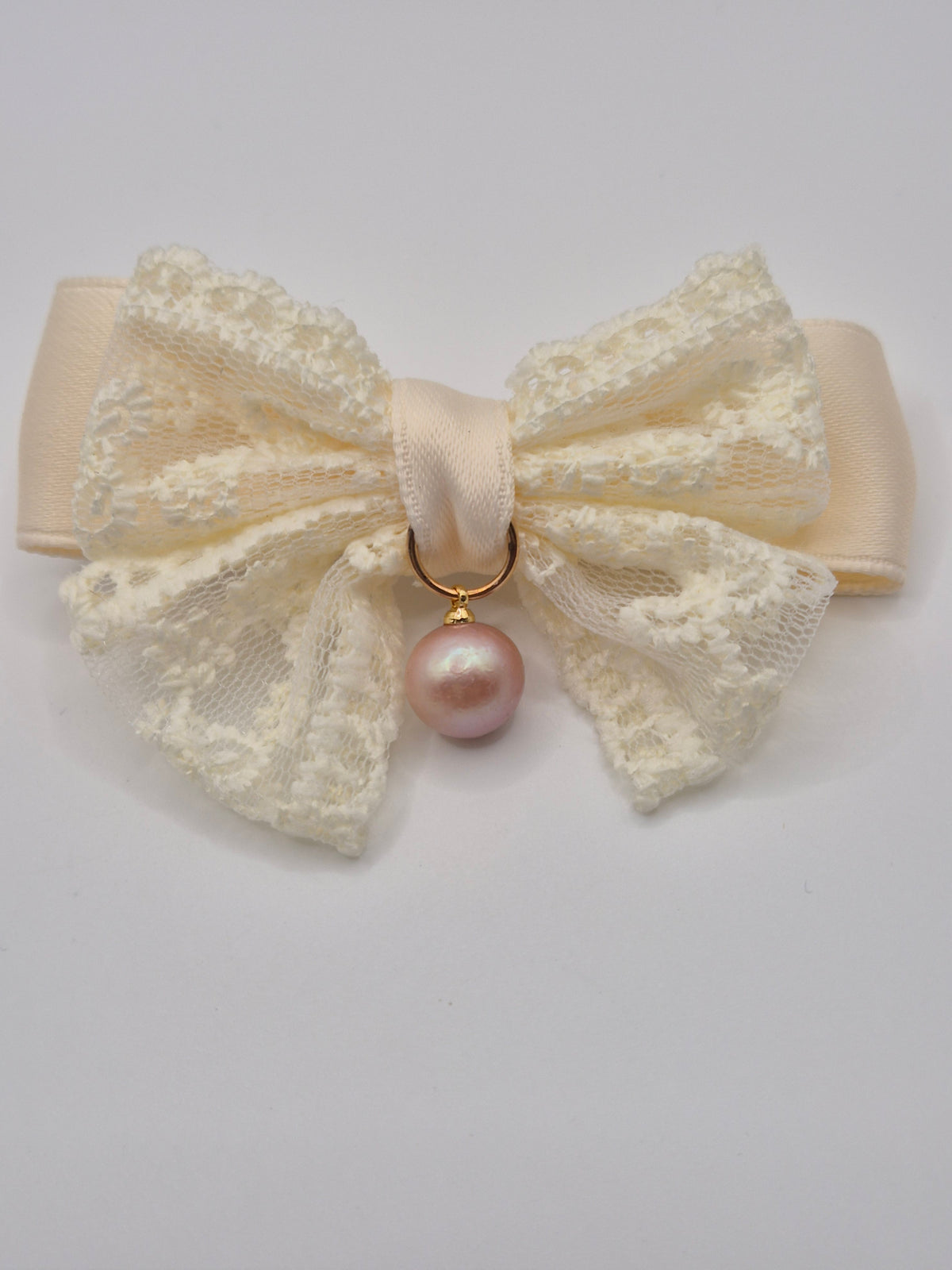 Edison Pearl & Lace Bow