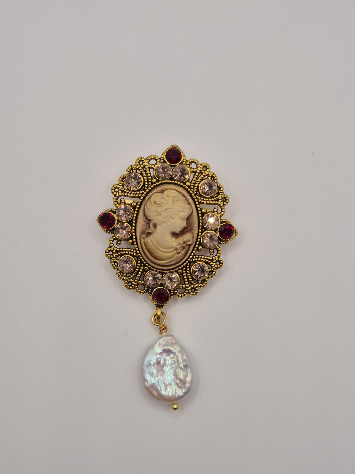 Antique Cameo Button Pearl Brooch